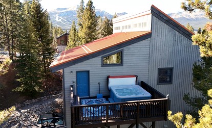 Luxurious Mountain Retreat with Hot Tub & Game Room near Downtown Breckenridge, Colorado - Breckenridge, Colorado - glamping.directory