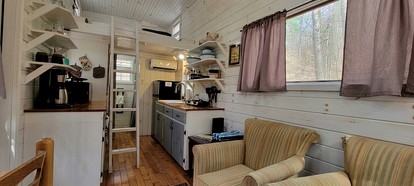 Georgia Glamping Escape for Two in this Lovely Tiny House in Suches - Suches, Georgia - glamping.directory