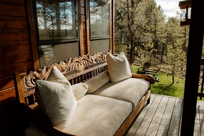 Charming Sunset-View Mountain Cabin with Unique Gothic Décor near Fool Hollow Lake in Show Low, Arizona - Show Low, Arizona - glamping.directory