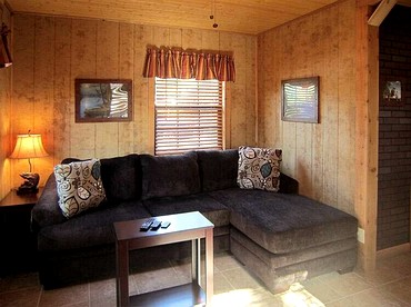 Romantic Cabin Incredible for Outdoor Activities in Inverness, Florida - Inverness, Florida - glamping.directory