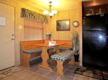 Romantic Cabin Incredible for Outdoor Activities in Inverness, Florida - Inverness, Florida - glamping.directory