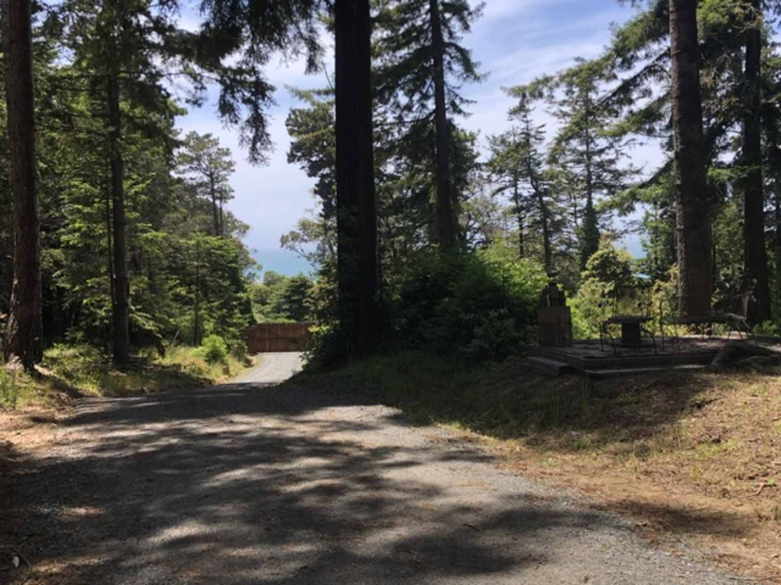 Essene Acres of Gualala Ocean View - Gualala, California - glamping.directory