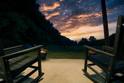 Barn Living with a Twist: Hot Tub Relaxation and Pigeon Forge Excitement Await! - Sevierville, Tennessee - glamping.directory