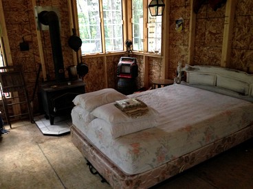 Rustic Camping Cabin in Finger Lakes Wine Country, Upstate New York - Prattsburgh, New York - glamping.directory
