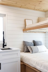 Chic Tiny House with Fire Pit Ideal for a Couples Retreat in Texas - New Braunfels, Texas - glamping.directory