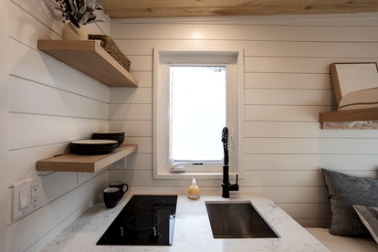 Chic Tiny House with Fire Pit Ideal for a Couples Retreat in Texas - New Braunfels, Texas - glamping.directory
