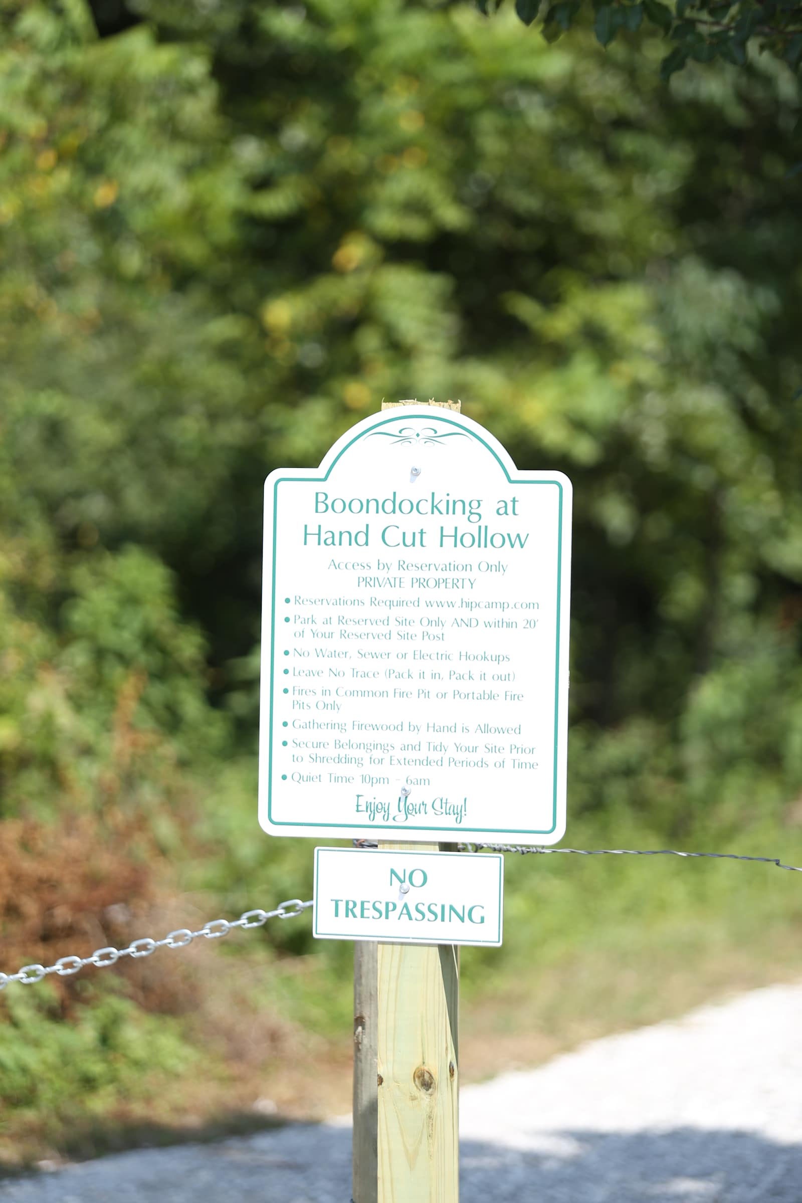 The Boondock at Hand Cut Hollow - Bentonville, Arkansas - glamping.directory