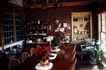 Cozy Vacation Rental with Breakfast Included in Slippery Rock, Pennsylvania - Slippery Rock, Pennsylvania - glamping.directory