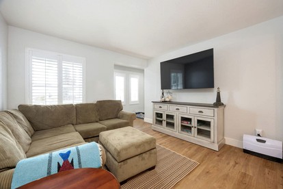 Fantastic Beach House with Ping Pong Table, Hot-tub and Beach Access in Montara, California - glamping.directory
