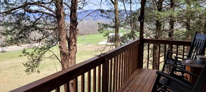 Rustic Elegance: Vintage Decor Cabin with Mountain Scenery in Sparta - glamping.directory