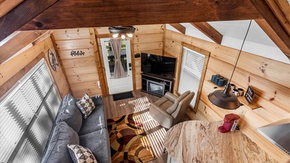 Peaceful Mountain Tiny Home with Breathtaking Valley Views & Fireplace Near Lookout Mountain, Menlo GA - Menlo, Georgia - glamping.directory