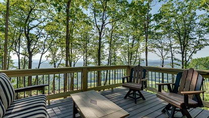 Peaceful Mountain Tiny Home with Breathtaking Valley Views & Fireplace Near Lookout Mountain, Menlo GA - Menlo, Georgia - glamping.directory
