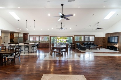 Breathtaking Villa with Swimming Pool and Fantastic Sights in Hauula, Hawaii - Hauula, Hawaii - glamping.directory