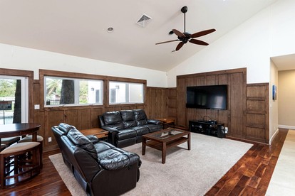 Breathtaking Villa with Swimming Pool and Fantastic Sights in Hauula, Hawaii - Hauula, Hawaii - glamping.directory