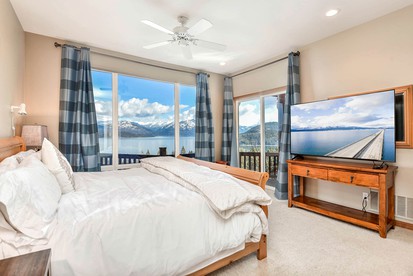 Majestic Summit Retreat: Family Vacation Rental Overlooking Lake Pend Oreille - Sagle, Idaho - glamping.directory