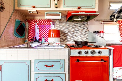 Vintage Caravan Rental on a Farm for Glamping in Tennessee - Grandview, Tennessee - glamping.directory