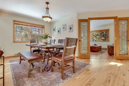 Beautiful Vacation Rental with Creek Running Through the Property for a Relaxing Getaway in Nature in Breckenridge, Colorado - Breckenridge, Colorado - glamping.directory