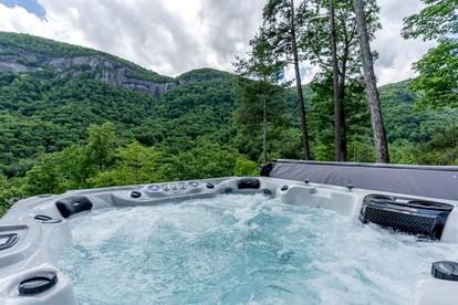 Mountain Hideaway with Waterfall Views & Relaxing Hammocks in Chimney Rock, North Carolina - Chimney Rock, North Carolina - glamping.directory