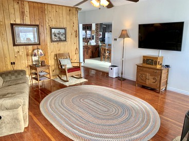 Stunning Cottage with Fire Pit in Saratoga, Wyoming - Saratoga , Wyoming - glamping.directory