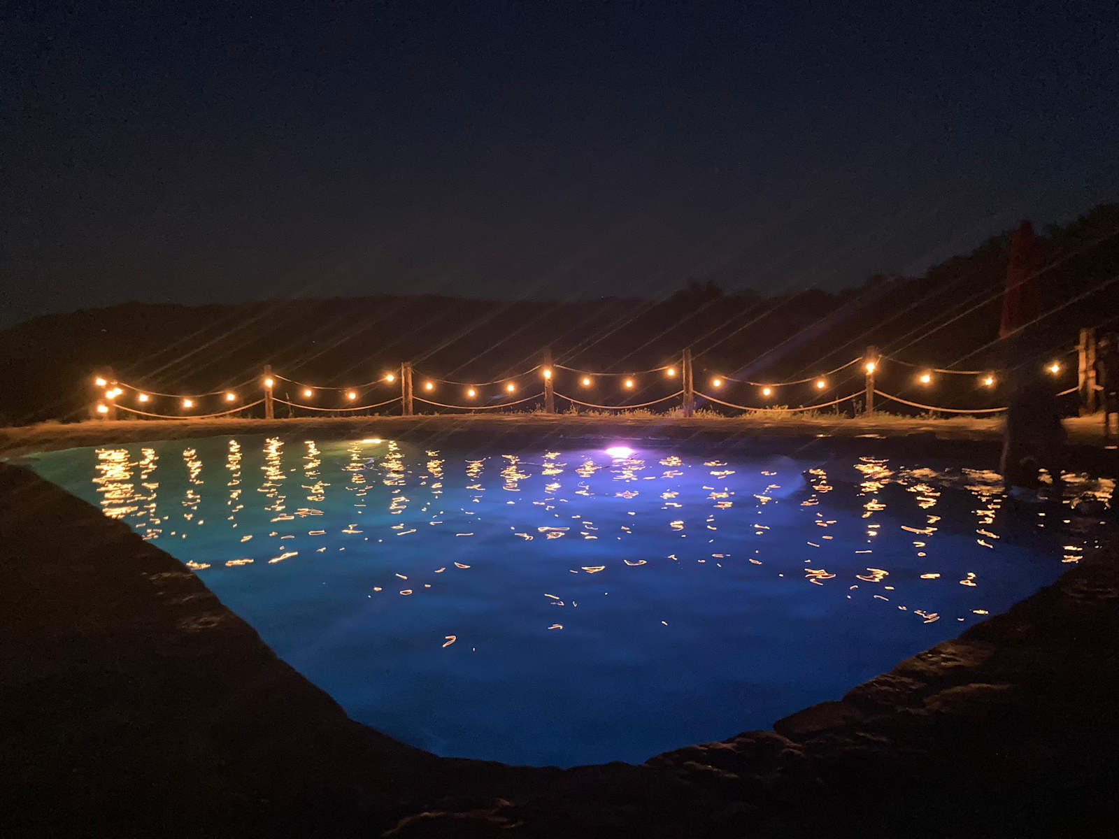 Biggie Swims - Ukiah, California - glamping.directory