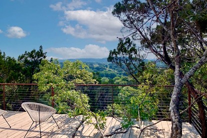 Marble Falls Glamping Dome for Romantic Getaways near Austin - Marble Falls, Texas - glamping.directory