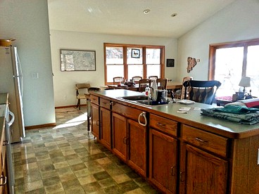Rustic Cabin Rental with Waterfront Views on Lake Sylvia near St. Cloud, Minnesota - South Haven, Minnesota - glamping.directory