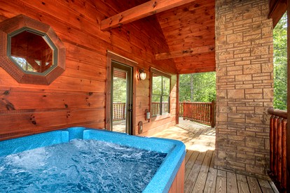 Warm and Cozy Gatlinburg Cabin Rental for a Fun-Filled Tennessee Vacation - Gatlinburg, Tennessee - glamping.directory
