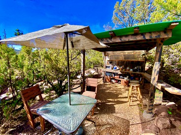 Rustic Tree House Rental with a Fire Pit in Bernalillo County, New Mexico - US, New Mexico - glamping.directory