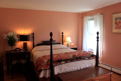 Countryside Vacation Rental on a Peaceful Farm in Marshfield, Vermont - Marshfield, Vermont - glamping.directory