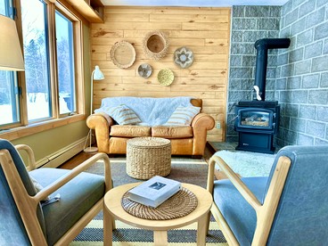 Family-Friendly Cabin Surrounded by Nature with Indoor Sauna in Grand Marais, Minnesota - Grand Marais, Minnesota - glamping.directory