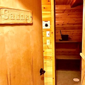Family-Friendly Cabin Surrounded by Nature with Indoor Sauna in Grand Marais, Minnesota - Grand Marais, Minnesota - glamping.directory