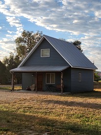 Brand New, Modern Country Cabin near Bryce Canyon National Park, Utah - Cannonville, Utah - glamping.directory