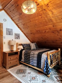 Charming Log Cabin with Hot Tub and Fireplace Minutes from Gore Ski Resort in New York - North Creek, New York - glamping.directory