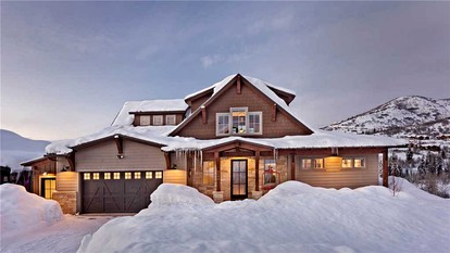 Mountainside Vacation Rental with Ski Access in Steamboat Springs, Colorado - Steamboat Springs, Colorado - glamping.directory