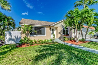 Awesome Cottage Close to the Beach in West Palm Beach, Florida - glamping.directory