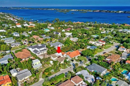 Awesome Cottage Close to the Beach in West Palm Beach, Florida - West Palm Beach, Florida - glamping.directory