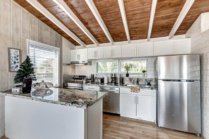Awesome Cottage Close to the Beach in West Palm Beach, Florida - West Palm Beach, Florida - glamping.directory