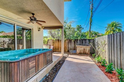 Awesome Cottage Close to the Beach in West Palm Beach, Florida - West Palm Beach, Florida - glamping.directory