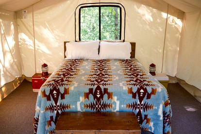 Two Incredible Antique Scout Cabins Surrounded by Nature for a Unique Outdoor Experience in Troy, Wisconsin - East Troy, Wisconsin - glamping.directory