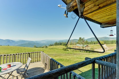 Western-Themed Cabins on Luxury Bull Ranch in Washington State - Kettle Falls, Washington - glamping.directory