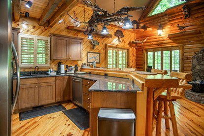 Unplug & Unwind: Glamping Getaway on Watauga Lake, Tennessee - Butler, Tennessee - glamping.directory