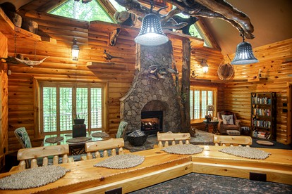 Unplug & Unwind: Glamping Getaway on Watauga Lake, Tennessee - Butler, Tennessee - glamping.directory