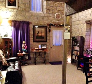 Comfortable Vacation Cottage Rental for Two Guests in Russell County, Kansas - Fairport, Kansas - glamping.directory