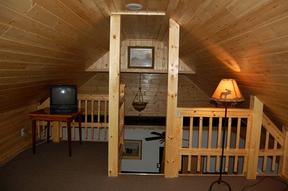 Beautiful and Spacious Waterfront Cottage Rentals near Albany - Lake Luzerne, New York - glamping.directory