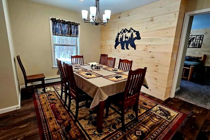 Isolated Cabin with Fire Pit Ideal for Nature Lovers in Maine - Greenville, Maine - glamping.directory