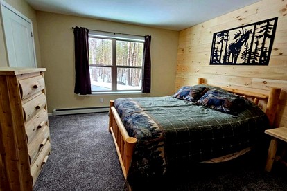 Isolated Cabin with Fire Pit Ideal for Nature Lovers in Maine - Greenville, Maine - glamping.directory