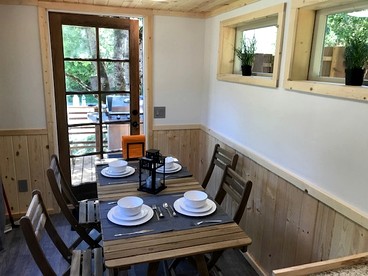 Wilderness Cabins, RV Park & Glamping - Idleyld Park, Oregon - glamping.directory