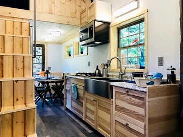 Wilderness Cabins, RV Park & Glamping - Idleyld Park, Oregon - glamping.directory