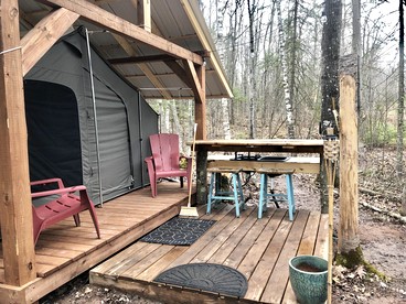 Unique Glamping Getaway in Bayfield, Perfect for Outdoor Adventures and Sailing Lovers in Wisconsin! - Bayfield, Wisconsin - glamping.directory