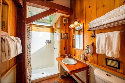Rustic Cabin Camping Rental with Beautiful Views in Sedona, Arizona - Sedona, Arizona - glamping.directory